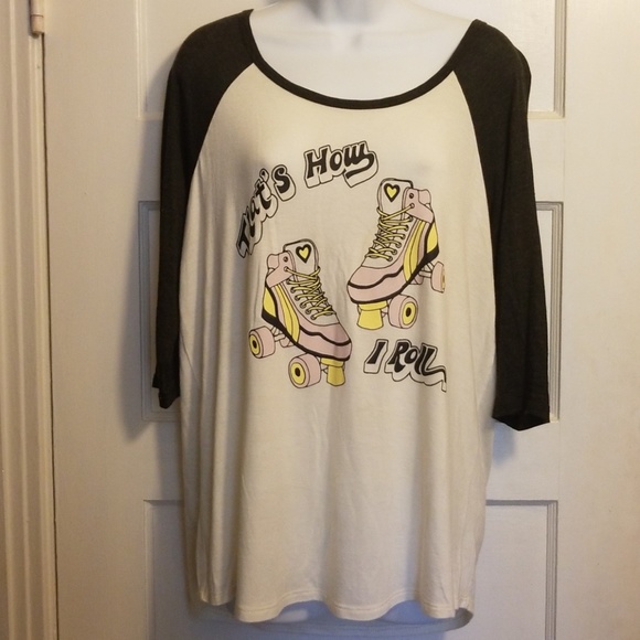 Paper Crane Tops - Roller Skating Tshirt